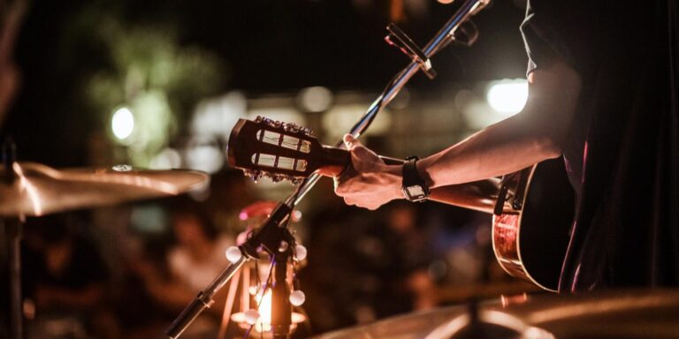 Top 10 Live Music Bars in Houston